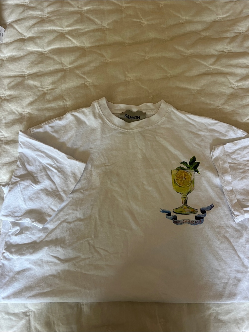 Damson Madder White Short-Sleeve Graphic Lemoncello